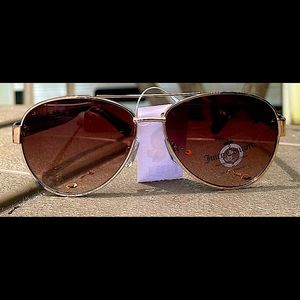 NWT Juicy Couture Sun ☀️ Glasses with Silver and Gold sparkles ✨ on each side!